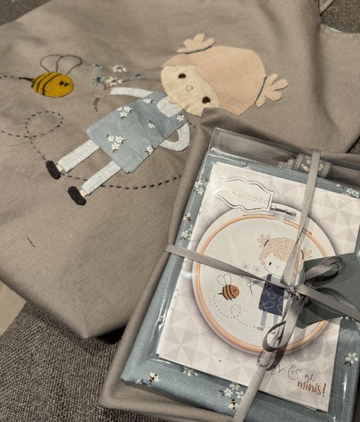 Bumble Bee, stoffpakke inkludert m&oslash;nster til applikasjon 